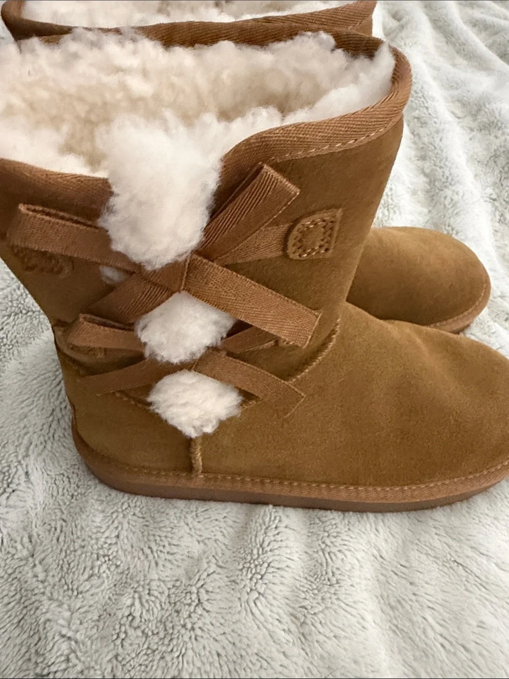 Koolaburra Kids Chestnut Suede Shearling Boots